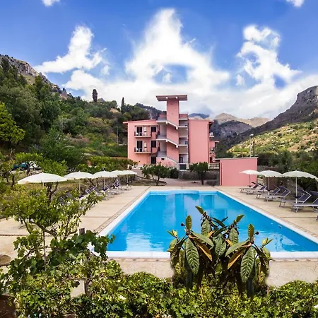 Mare Taormina 3* Летоянни