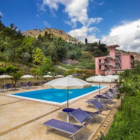 Mare Taormina Апарт-отель 3*