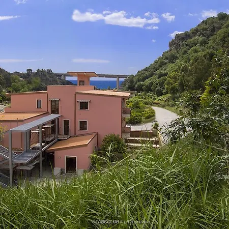 Апарт-отель Mare Taormina Летоянни