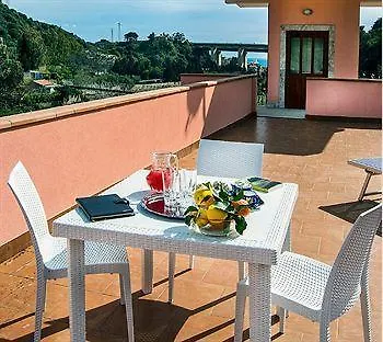 Mare Taormina شقة فندقية 4*