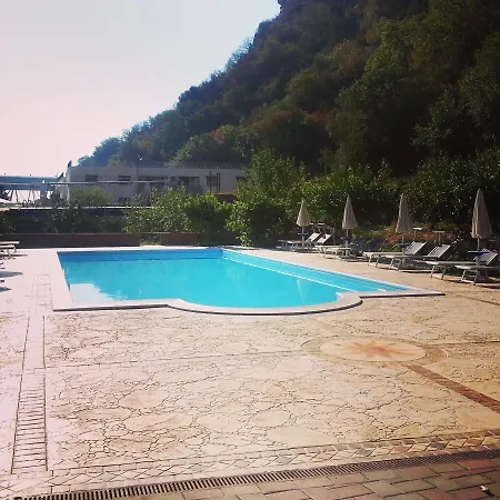 Mare Taormina