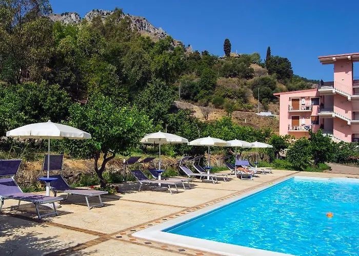 Mare Taormina Apartmanhotel Letojanni