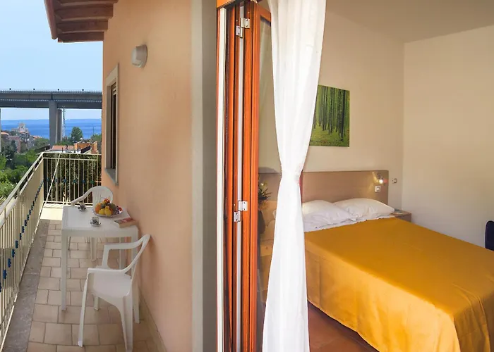 Mare Taormina Apartmanhotel 4*
